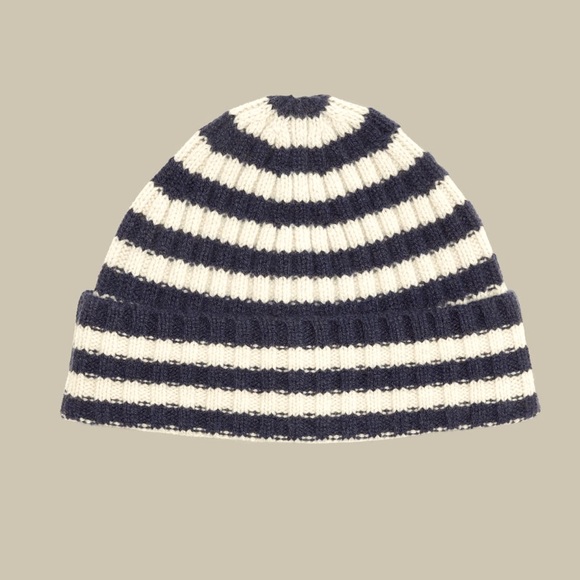 Everlane Cashmere Cap Beanie Hat Navy/Bone Stripe One Size NWT - Picture 4 of 7